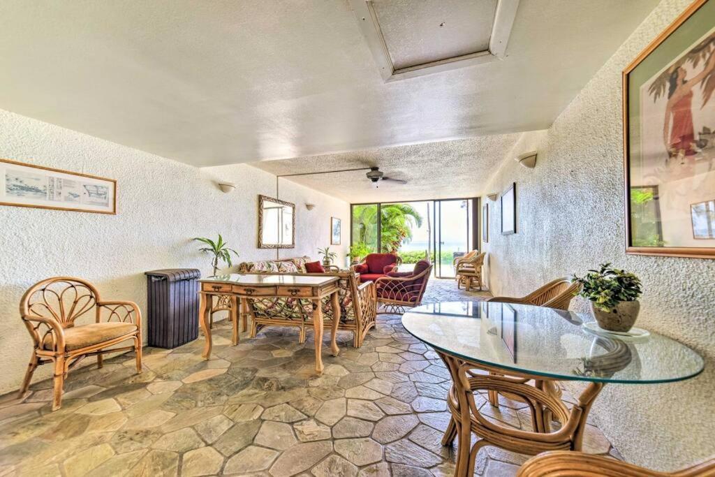 Stunning Maui Direct Ocean Front On The Beach, Walk To Beach From Condo, Watch Turtles, Whales, Ac In All Rooms Ocean View Pool And Spa Wailuku Exteriér fotografie