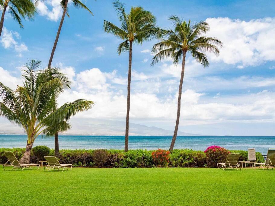 Stunning Maui Direct Ocean Front On The Beach, Walk To Beach From Condo, Watch Turtles, Whales, Ac In All Rooms Ocean View Pool And Spa Wailuku Exteriér fotografie