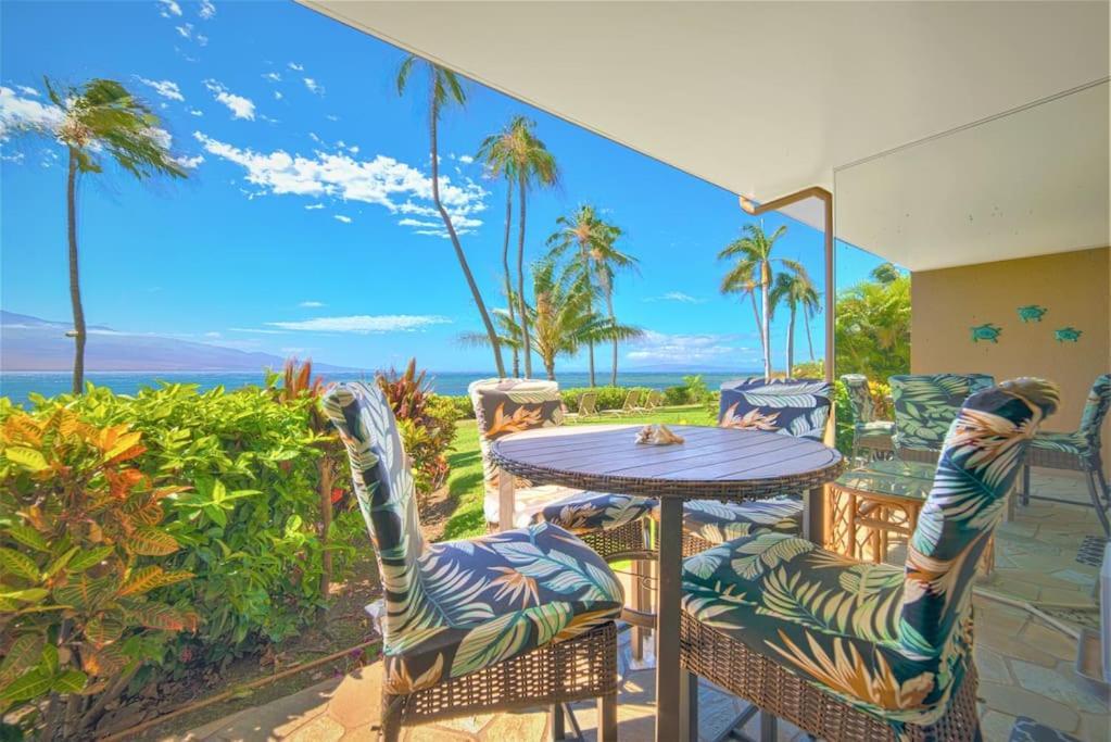Stunning Maui Direct Ocean Front On The Beach, Walk To Beach From Condo, Watch Turtles, Whales, Ac In All Rooms Ocean View Pool And Spa Wailuku Exteriér fotografie