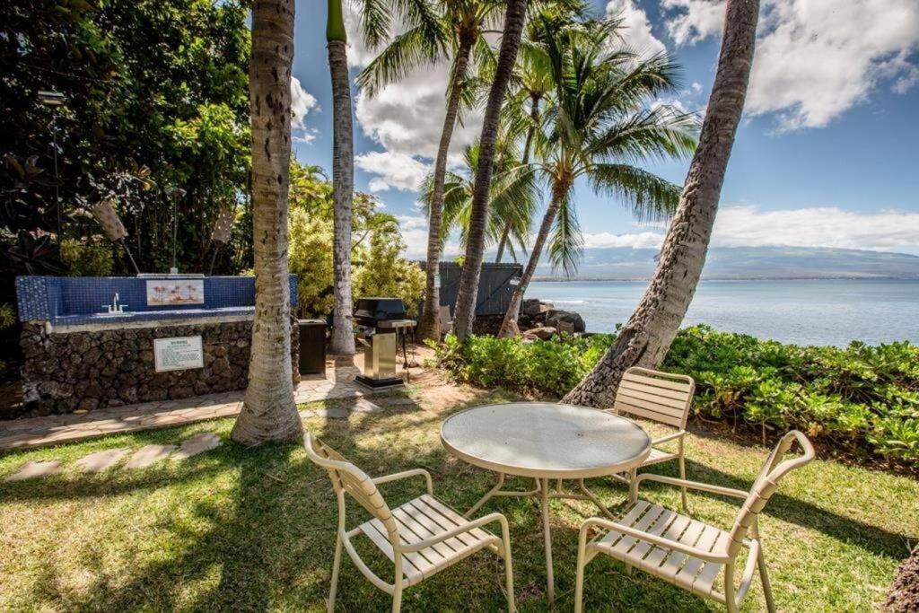 Stunning Maui Direct Ocean Front On The Beach, Walk To Beach From Condo, Watch Turtles, Whales, Ac In All Rooms Ocean View Pool And Spa Wailuku Exteriér fotografie
