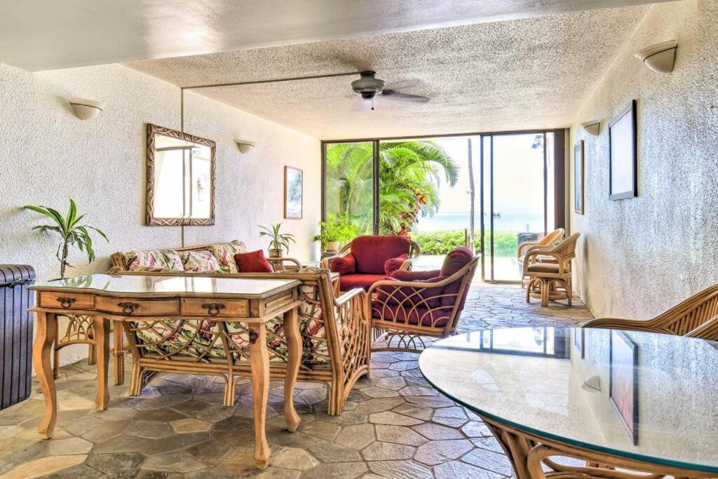 Stunning Maui Direct Ocean Front On The Beach, Walk To Beach From Condo, Watch Turtles, Whales, Ac In All Rooms Ocean View Pool And Spa Wailuku Exteriér fotografie